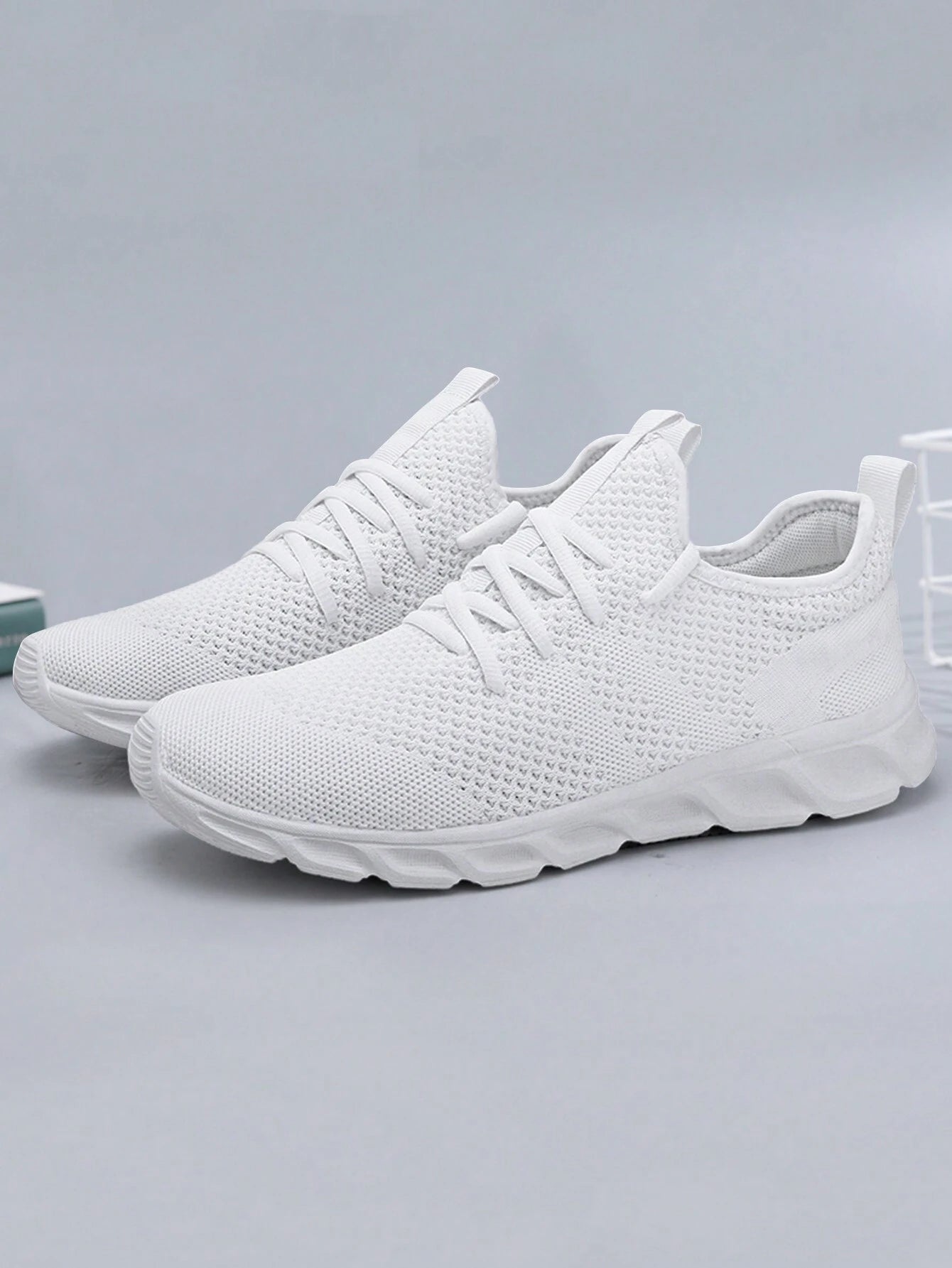 Men'S Lace up Flat Shoes Mesh Breathable Sports Shoes Training Tennis Shoes Walking Sneakers Breathable Casual Shoes Fashion Shoes for Men White