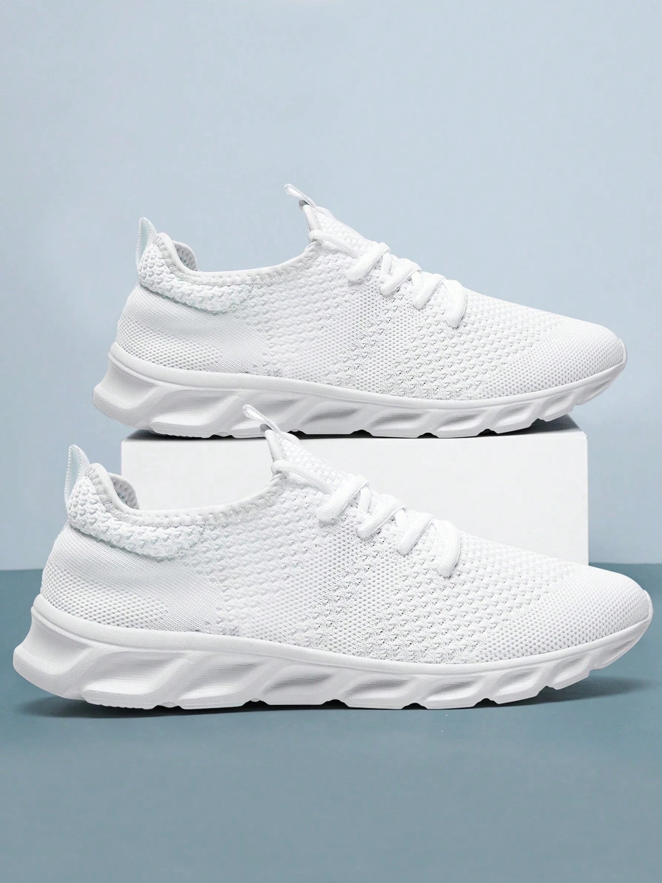 Men'S Lace up Flat Shoes Mesh Breathable Sports Shoes Training Tennis Shoes Walking Sneakers Breathable Casual Shoes Fashion Shoes for Men White