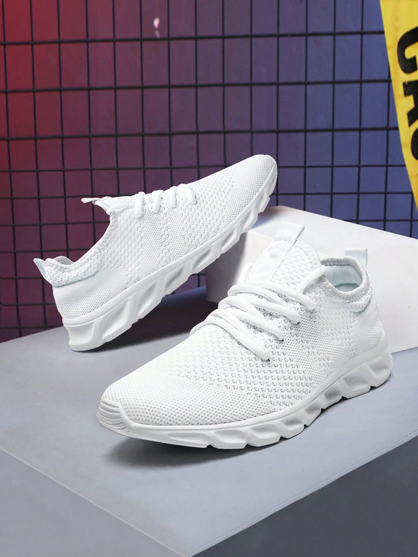 Men'S Lace up Flat Shoes Mesh Breathable Sports Shoes Training Tennis Shoes Walking Sneakers Breathable Casual Shoes Fashion Shoes for Men White
